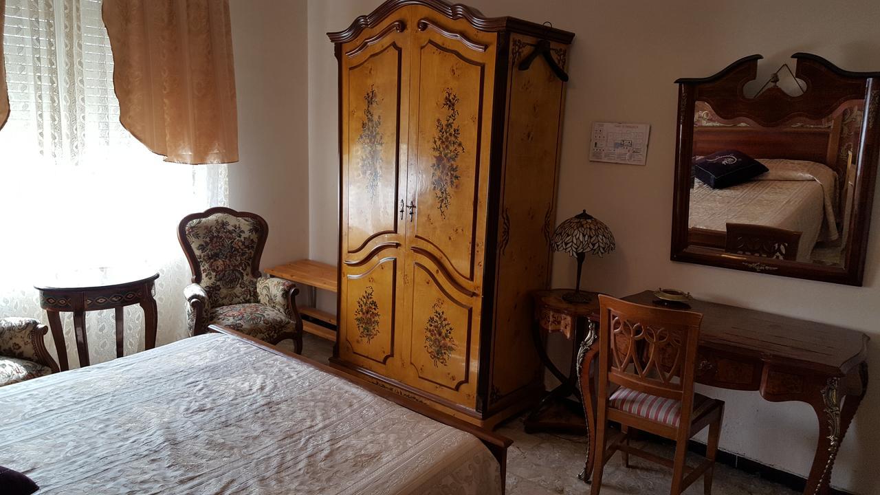 Hotel Royal Alessandria Ngoại thất bức ảnh
